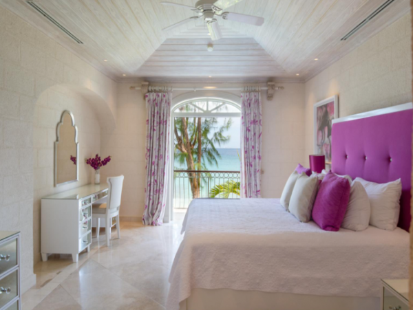Beachfront Vacation Home with 5 Bedrooms in Barbados