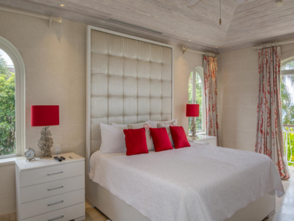 Beachfront Vacation Home with 5 Bedrooms in Barbados