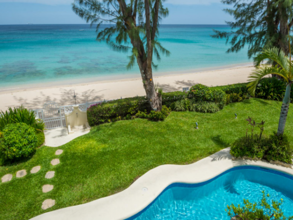 Beachfront Vacation Home with 5 Bedrooms in Barbados