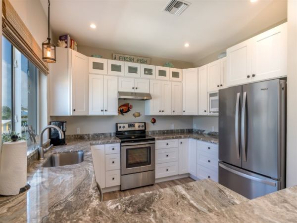 Water View Marathon Vacation Pool Home Sleeps 8