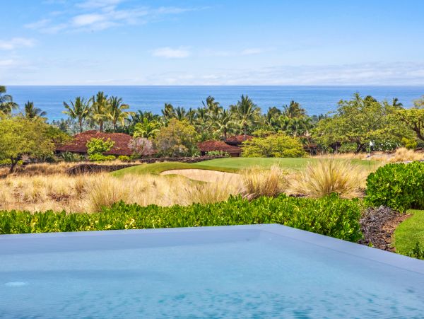 Luxury Estate with 4 Bedrooms & Amazing Views