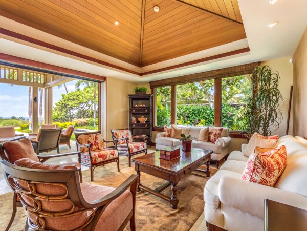 Luxury Estate with 4 Bedrooms & Amazing Views