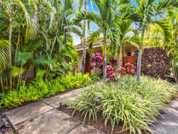Luxury Estate with 4 Bedrooms & Amazing Views