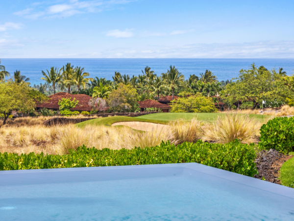 Luxury Estate with 4 Bedrooms & Amazing Views