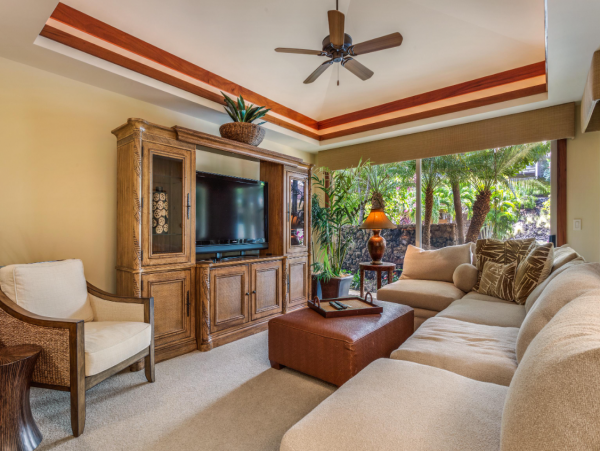 Luxury Estate with 4 Bedrooms & Amazing Views
