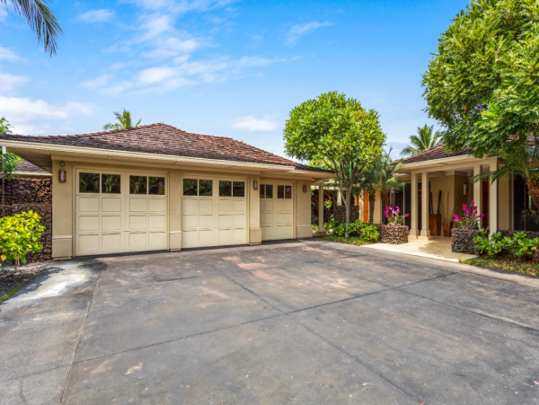 Luxury Estate with 4 Bedrooms & Amazing Views