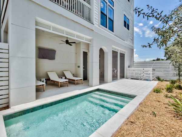 Short Walk to Beach Seagrove Vacation Home Four Bedrooms