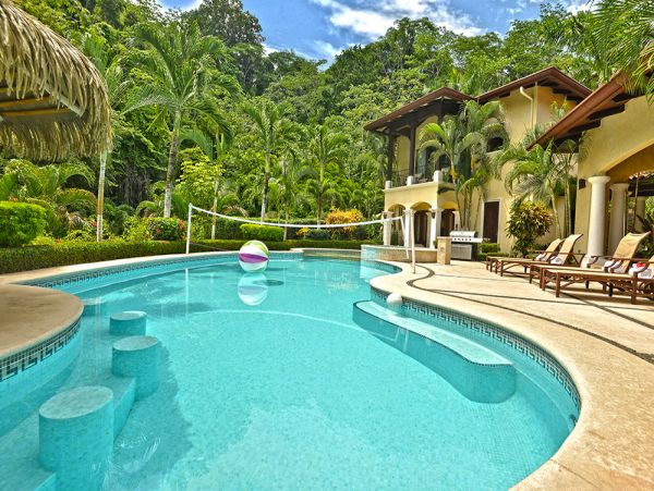 Luxury Vacation House with 6 Bedrooms & Private Pool