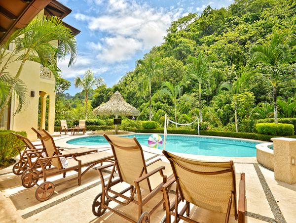 Luxury Vacation House with 6 Bedrooms & Private Pool