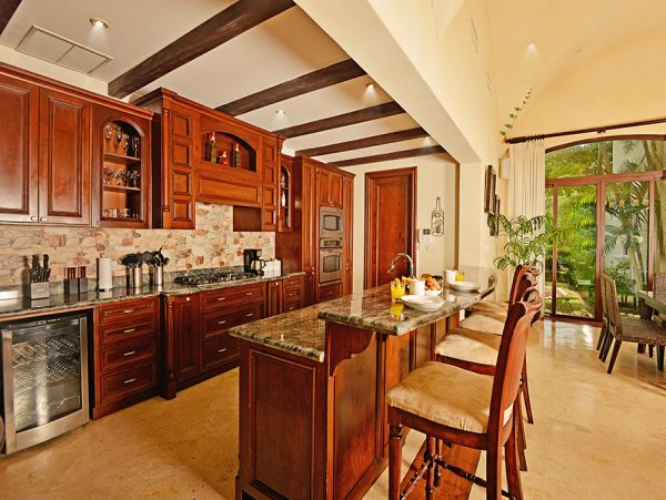 Luxury Vacation House with 6 Bedrooms & Private Pool