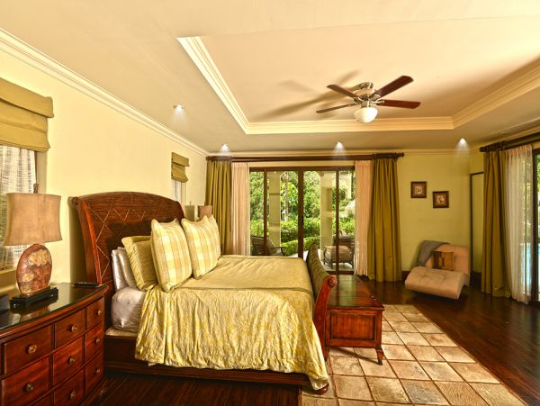 Luxury Vacation House with 6 Bedrooms & Private Pool