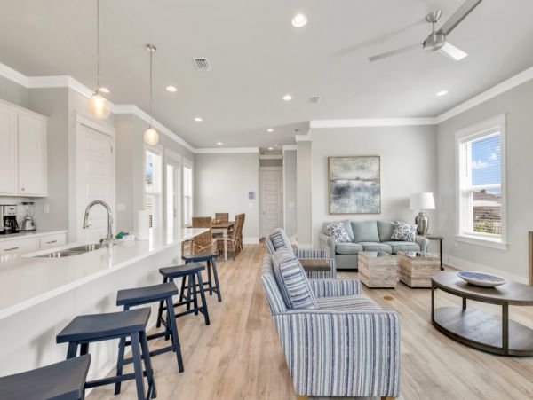 Short Walk to Beach Miramar Vacation Home Five Bedrooms