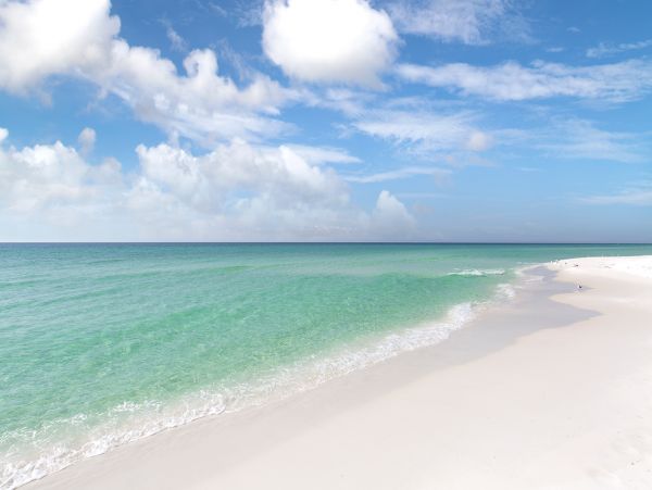 Short Walk to Beach Miramar Vacation Home Five Bedrooms