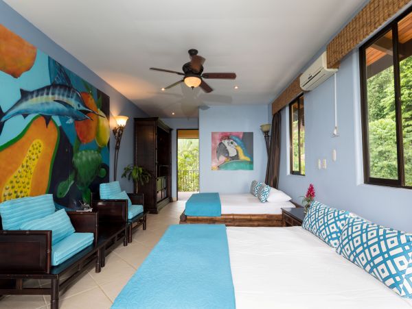 Luxury Hilltop Dominical Home