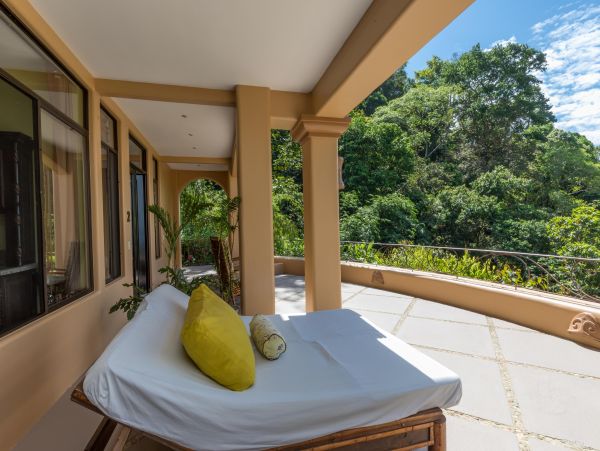 Luxury Hilltop Dominical Home