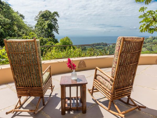 Luxury Hilltop Dominical Home