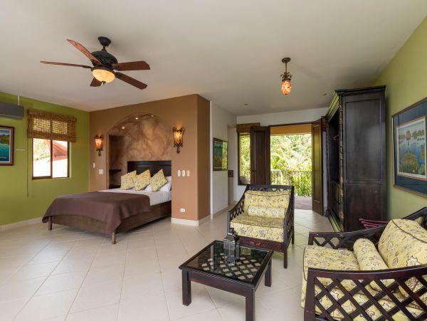 Luxury Hilltop Dominical Home