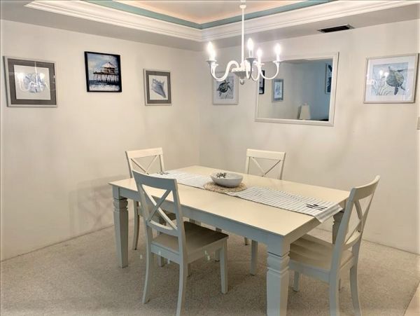 Sanibel Island Two Bedroom Vacation Condo Sleeps Six Guests