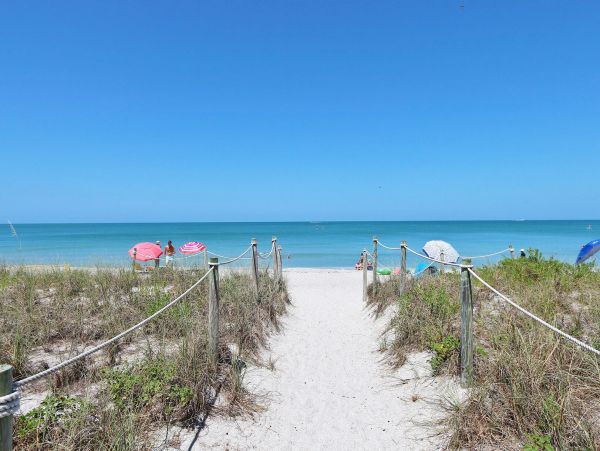 Short Walk to Beach Captiva Vacation Home Two Bedroom + Den