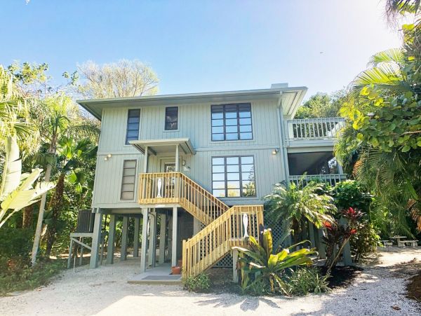 Short Walk to Beach Captiva Vacation Home Two Bedroom + Den