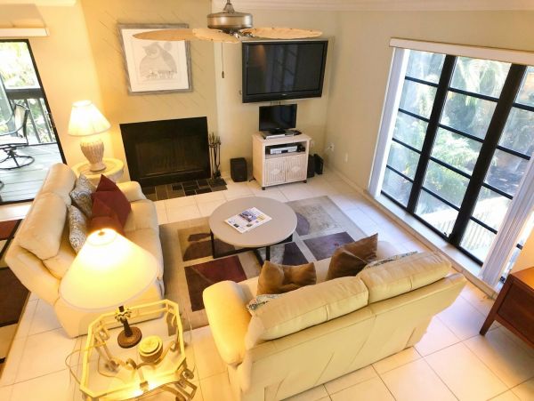 Short Walk to Beach Captiva Vacation Home Two Bedroom + Den