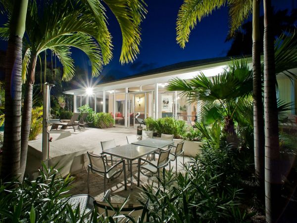 Cayman Islands Home 985321