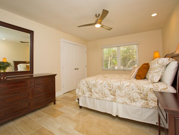 Stunning Oceanfront Seven Bedroom Vacation Rental in Cayman Islands