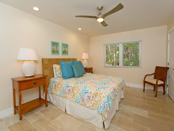 Stunning Oceanfront Seven Bedroom Vacation Rental in Cayman Islands
