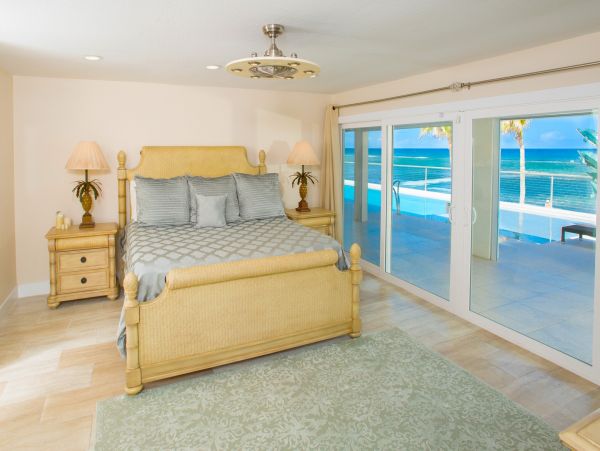Stunning Oceanfront Seven Bedroom Vacation Rental in Cayman Islands