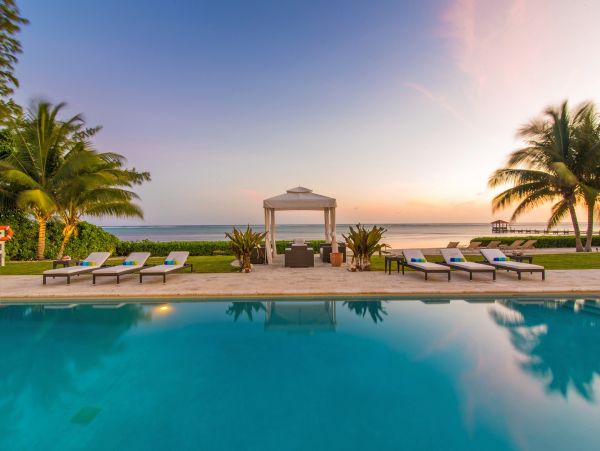 Cayman Islands Home 985324