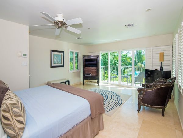 Cayman Islands Home 985324