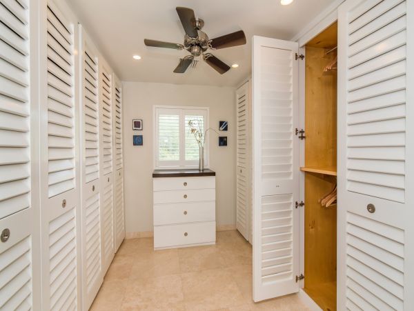 Cayman Islands Home 985324