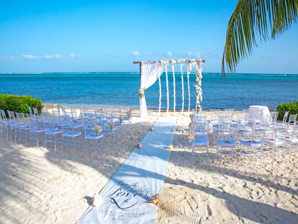 Cayman Islands Home 985324