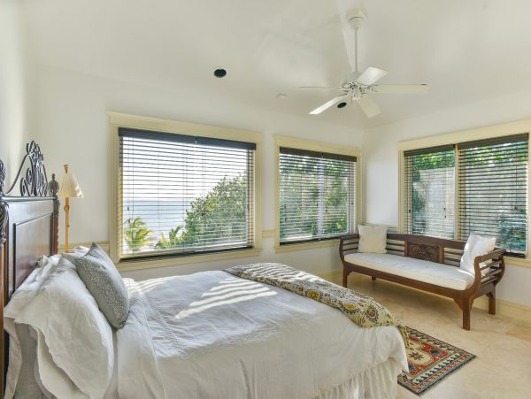 Cayman Islands Home 985325