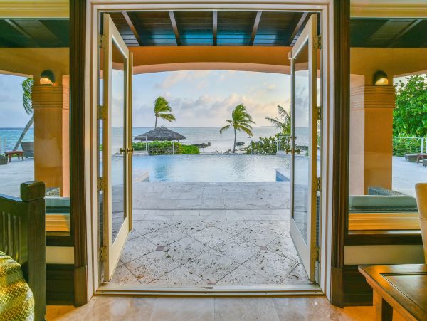Cayman Islands Home 985325