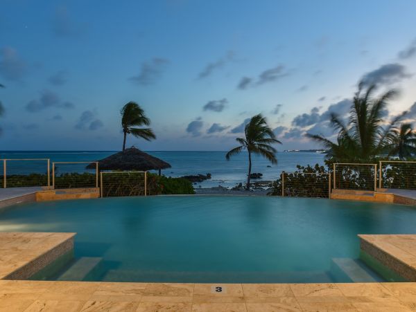 Cayman Islands Home 985325