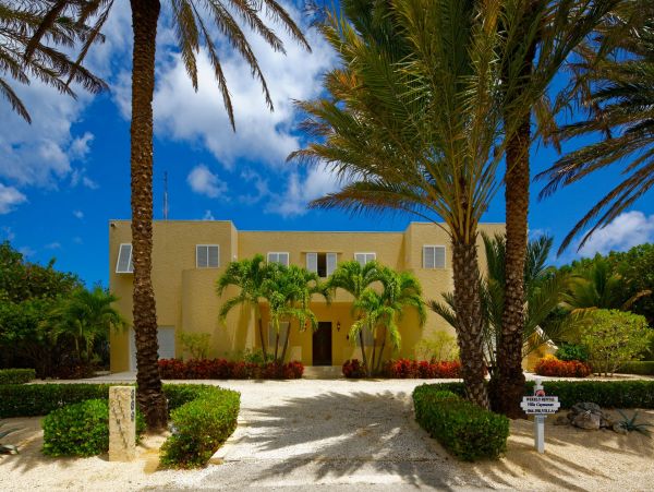Cayman Islands Home 985327