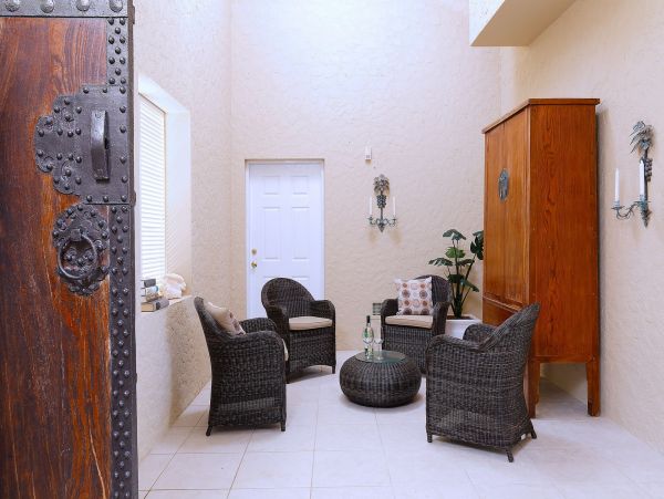 Cayman Islands Home 985327