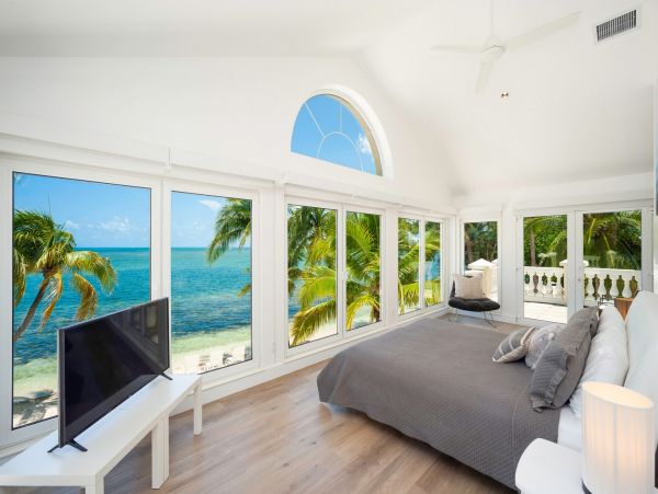 Cayman Islands Home 985328