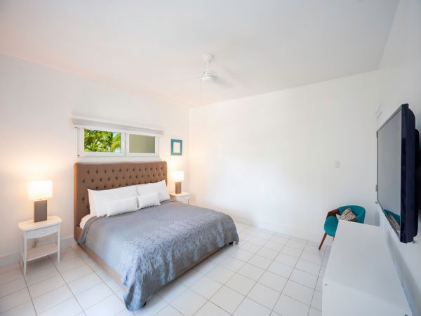 Cayman Islands Home 985328