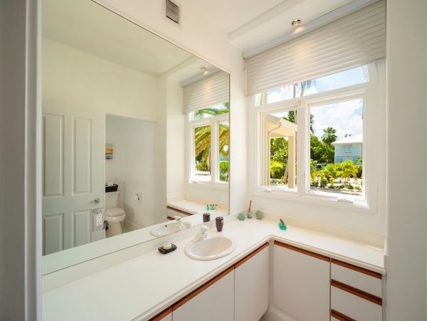 Cayman Islands Home 985328