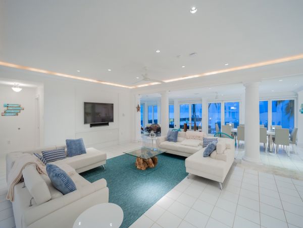 Cayman Islands Home 985328
