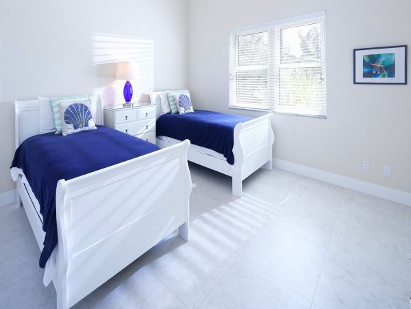 Cayman Islands Home 985330
