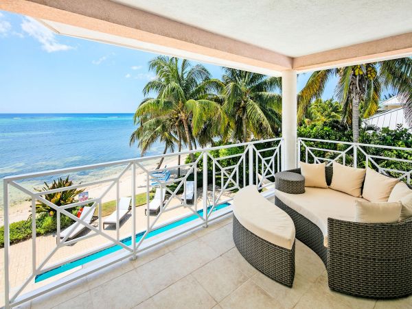 Cayman Islands Home 985331
