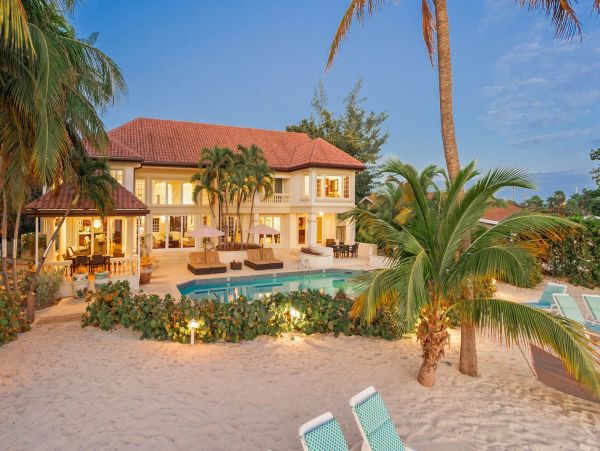 Cayman Islands Home 985332