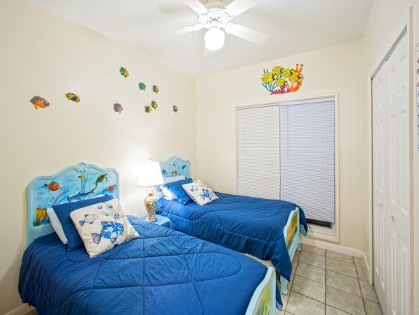 Cayman Islands Home 985335