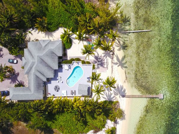 Cayman Islands Home 985335
