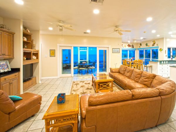 Cayman Islands Home 985335