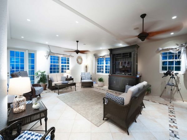 Cayman Islands Home 985336