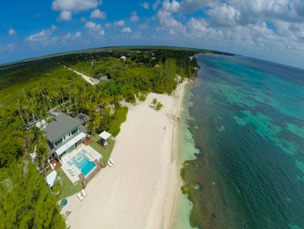 Cayman Islands Home 985337